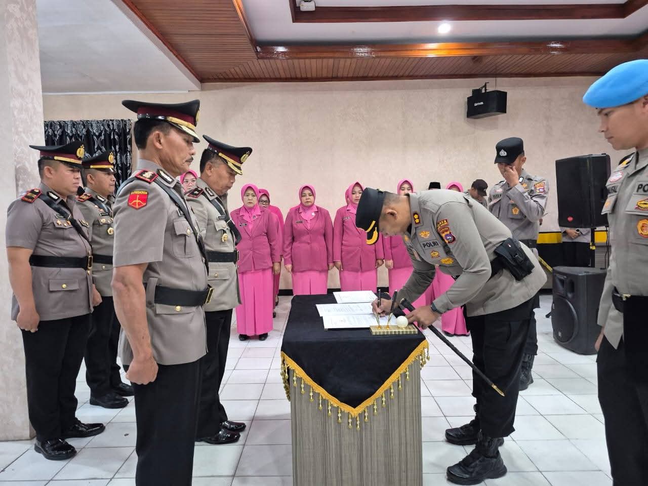 suasana sertijab Polres Padang Panjang.